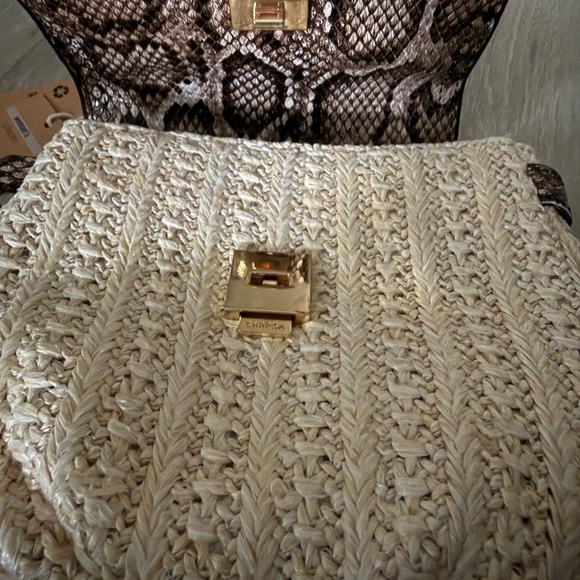 CARPISA Women’s Small Cream and faux Snake skin Purse/Crossbody - Picture 10 of 15